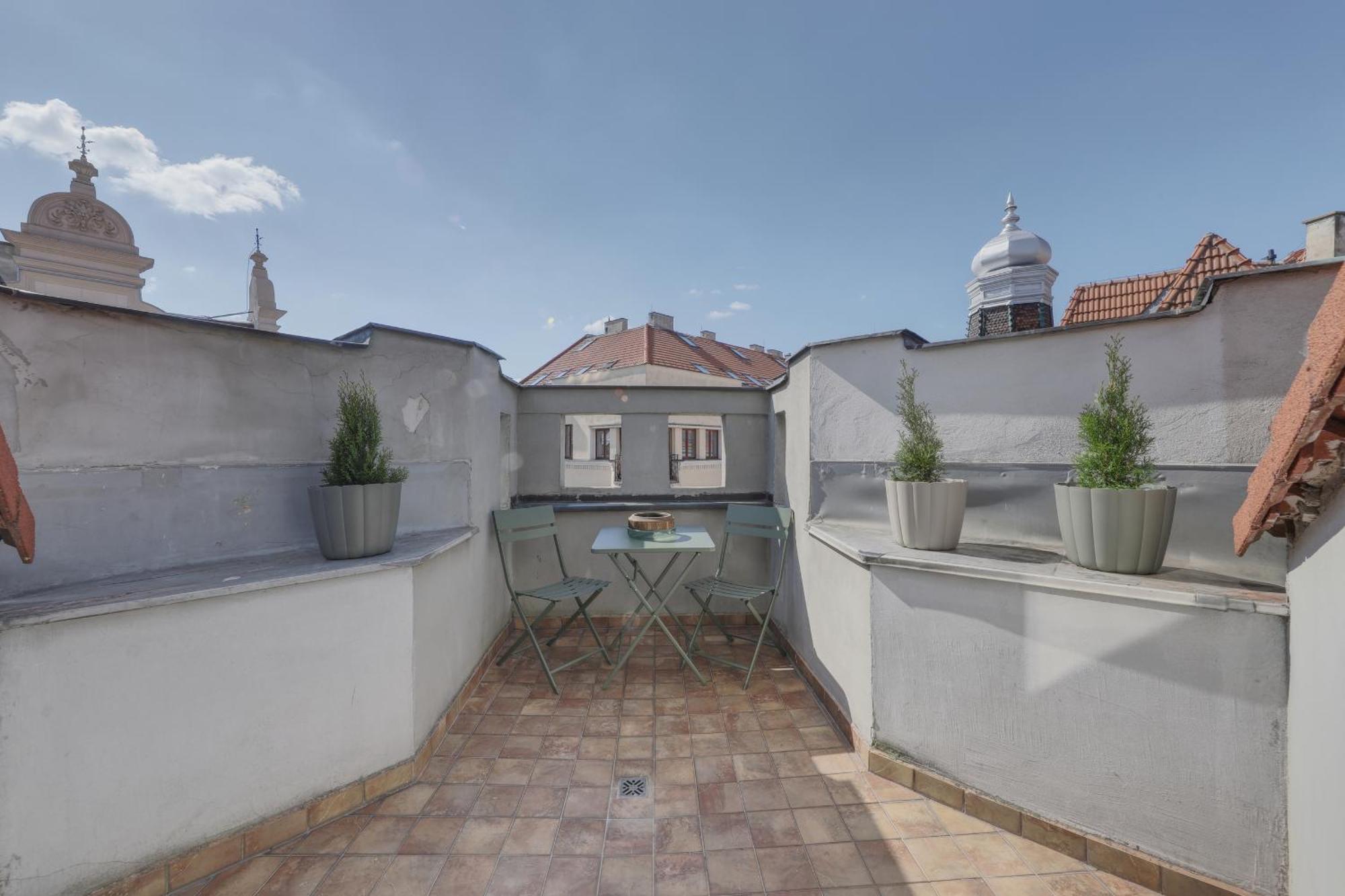Aneri Apartment Old Town Bratislava Dış mekan fotoğraf