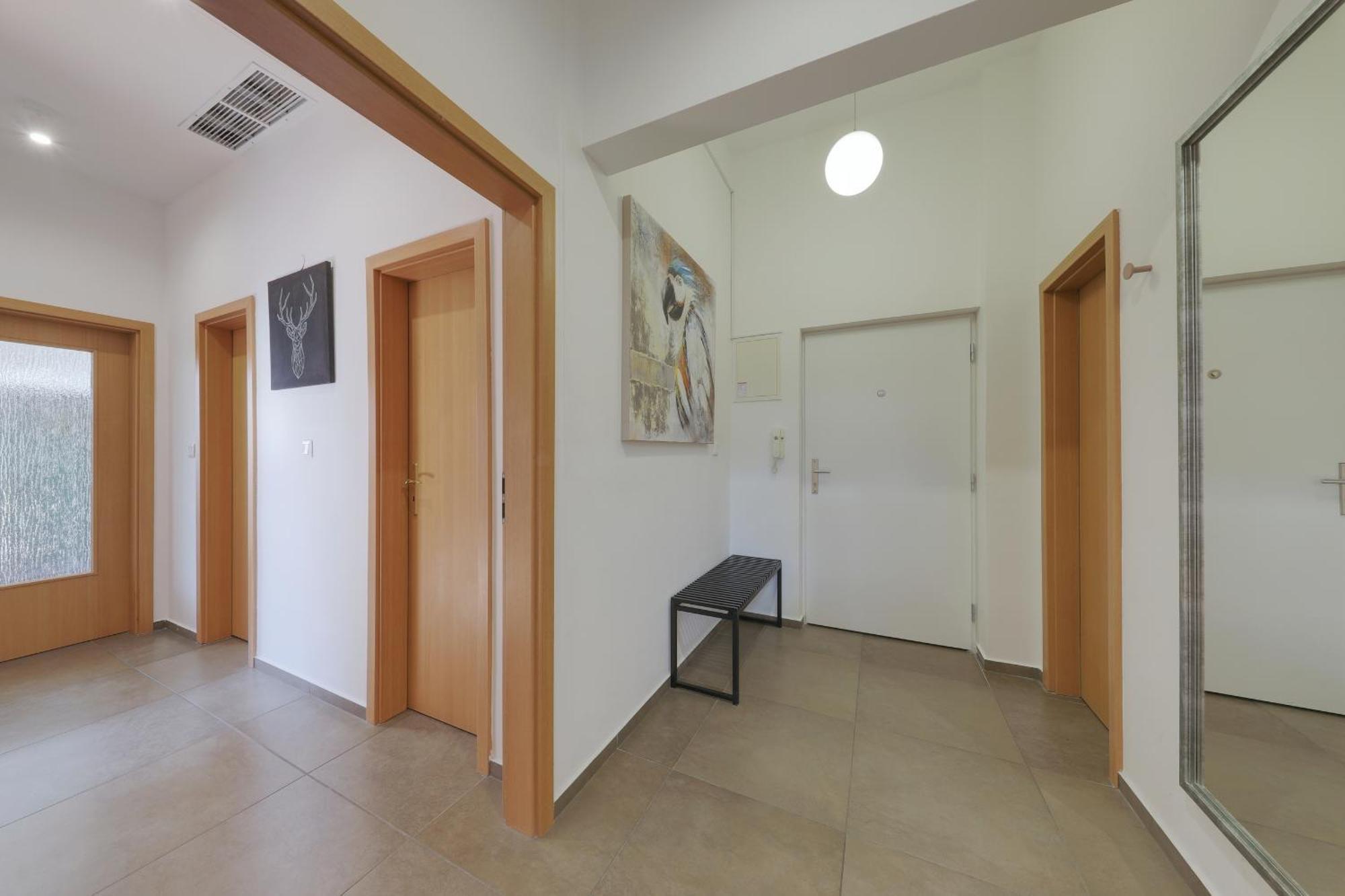 Aneri Apartment Old Town Bratislava Dış mekan fotoğraf